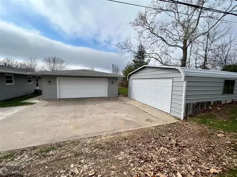 1327 Casley, Hamilton, IL 62341 photo 3