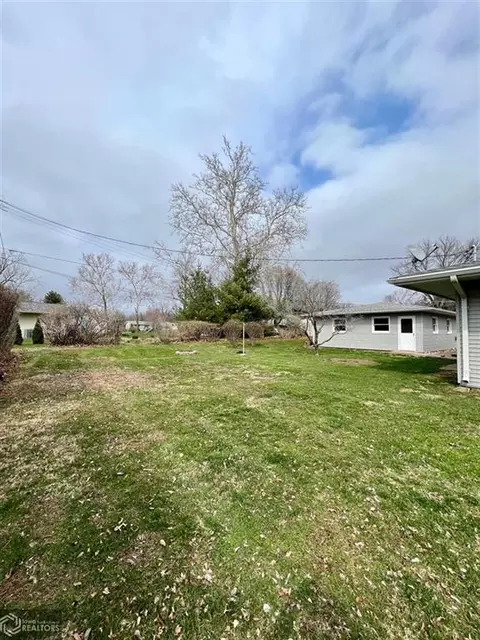 1327 Casley, Hamilton, IL 62341 photo 23