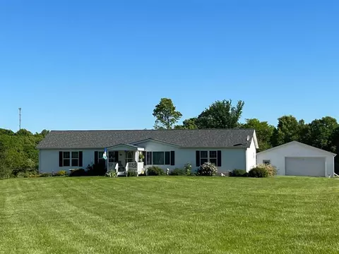 1310 E Cross St, Centerville, IA 52544 photo 1