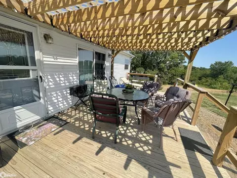 1310 E Cross St, Centerville, IA 52544 photo 3