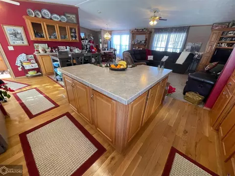 1310 E Cross St, Centerville, IA 52544 photo 14