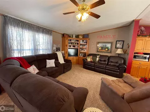 1310 E Cross St, Centerville, IA 52544 photo 17
