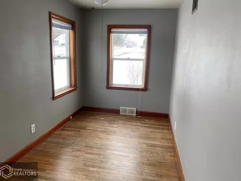 302 2nd St, Garwin, IA 50632 photo 16
