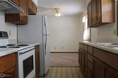 403 3rd Ave E, Thompson, IA 50478 photo 4