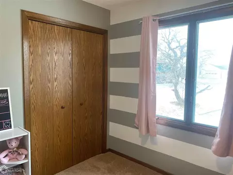 2400 Maple Ridge Dr, Denison, IA 51442 photo 20