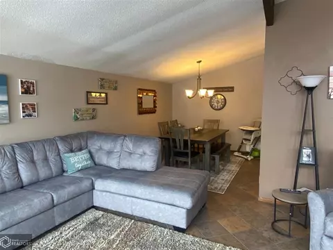 2400 Maple Ridge Dr, Denison, IA 51442 photo 6