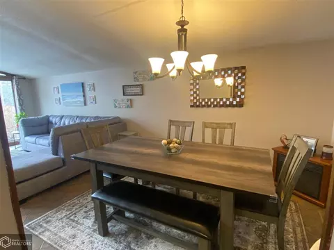 2400 Maple Ridge Dr, Denison, IA 51442 photo 8