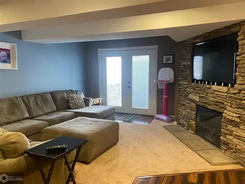 2400 Maple Ridge Dr, Denison, IA 51442 photo 41