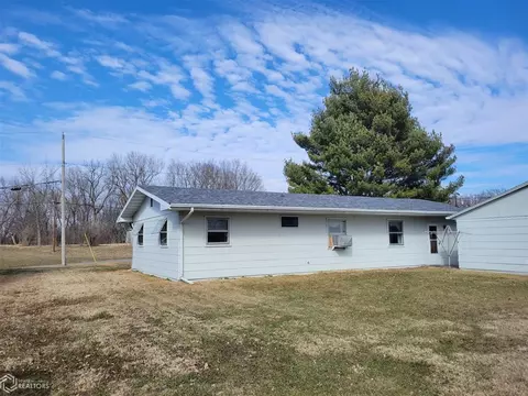 460 Main, Hamilton, IL 62341 photo 3