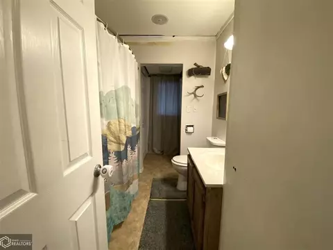 310 S Main St, Centerville, IA 52544 photo 9