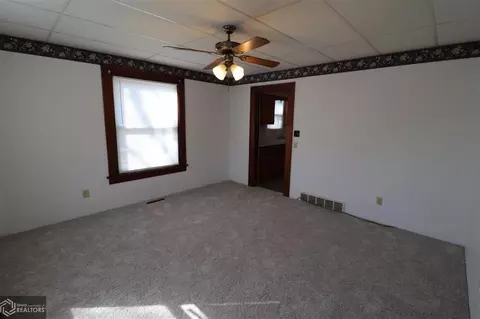 702 E 14th St, Atlantic, IA 50022 photo 5