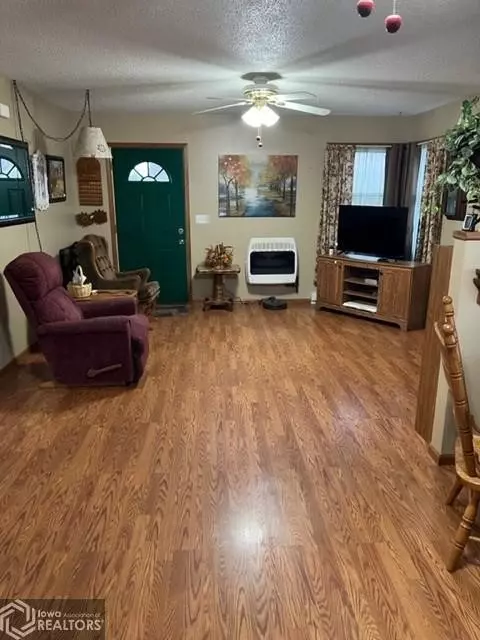 104 E Pleasant, Cincinnati, IA 52549 photo 11