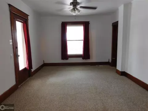 310 Main St, Deloit, IA 51441 photo 4