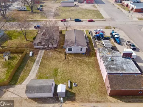 203 E Bridge St, Anthon, IA 51004 photo 9