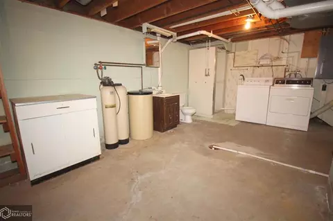 1313 Sunset Dr, Hampton, IA 50441 photo 17
