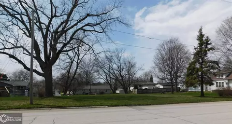 1004 N Cherry, Creston, IA 50801