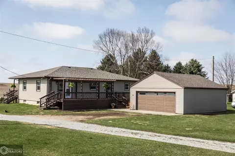 1998 190th St, Hampton, IA 50441 photo 32