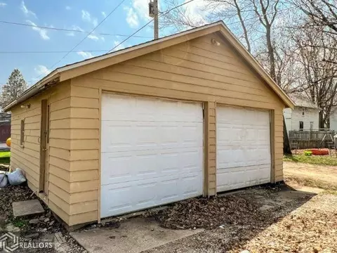 309 3rd St SW, Hampton, IA 50441 photo 15