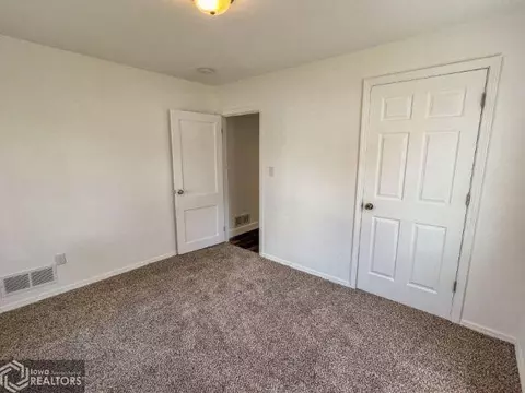 309 3rd St SW, Hampton, IA 50441 photo 13
