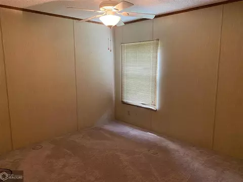 203 E Maple St, Milton, IA 52570 photo 12