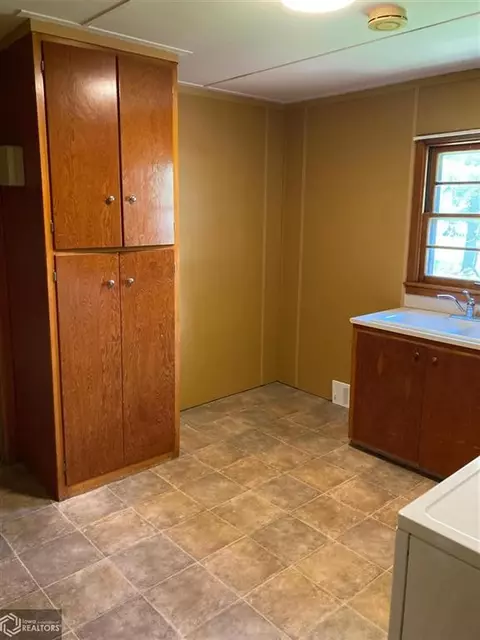308 Gilbert St, Coon Rapids, IA 50058 photo 10