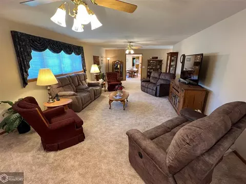 211 E Mill St, Avoca, IA 51521 photo 21