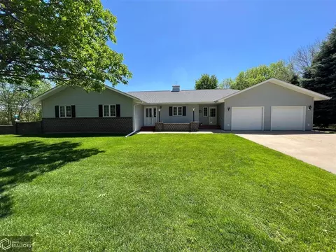 211 E Mill St, Avoca, IA 51521 photo 1
