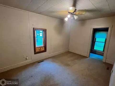 320 3rd Ave SW, Hampton, IA 50441 photo 10