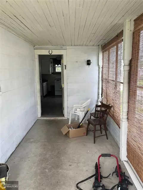 700 W Walnut St, Eldon, IA 52554 photo 5