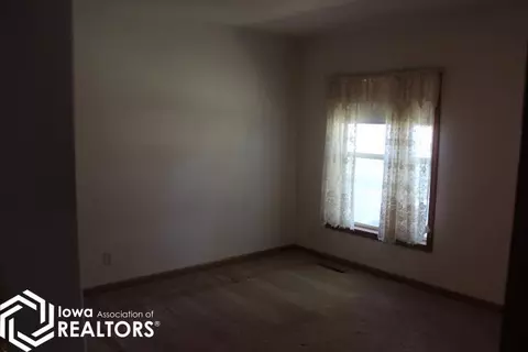 109 6th St NW, Hampton, IA 50441 photo 7