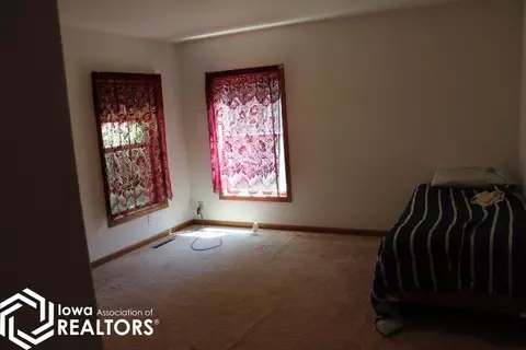 109 6th St NW, Hampton, IA 50441 photo 6