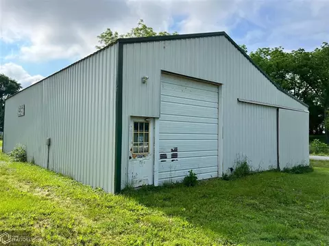 204 2nd Ave E, Weldon, IA 50264 photo 6