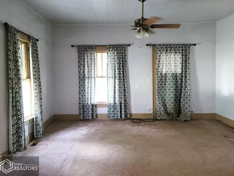 6123 River Rd, Eldon, IA 52554 photo 3