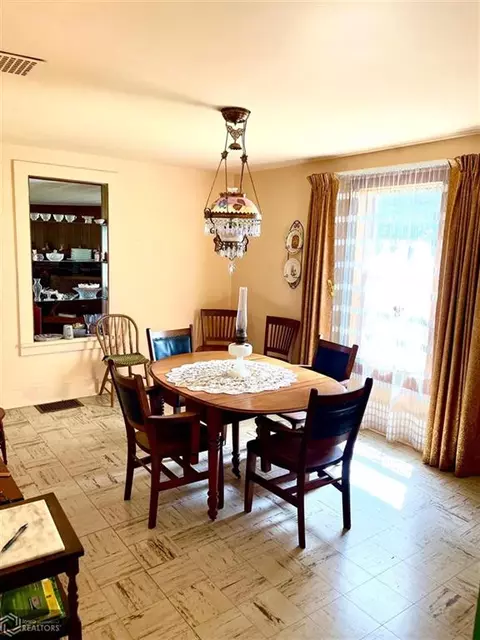 15294 70th St, Wapello, IA 52653 photo 22