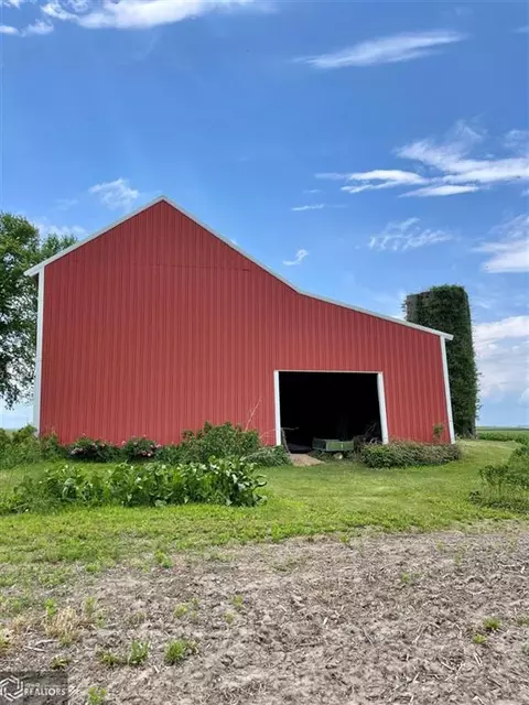 15294 70th St, Wapello, IA 52653 photo 6