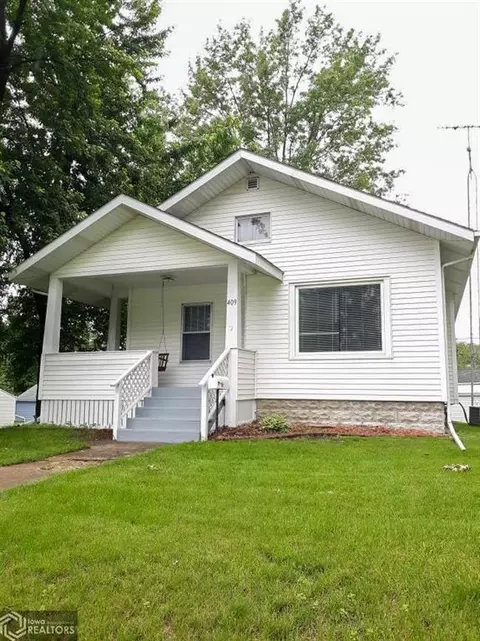 409 4th St SE, Hampton, IA 50441 photo 1