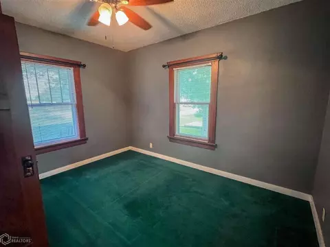 409 4th St SE, Hampton, IA 50441 photo 11