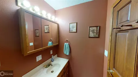 401 E 1st St, Odebolt, IA 51458 photo 34