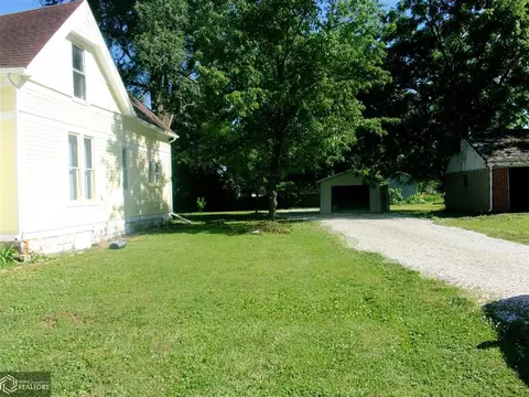320 Cherry St, Carthage, IL 62321 photo 24