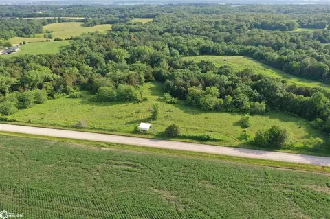 5254 Ashland Rd, Eldon, IA 52554 photo 9