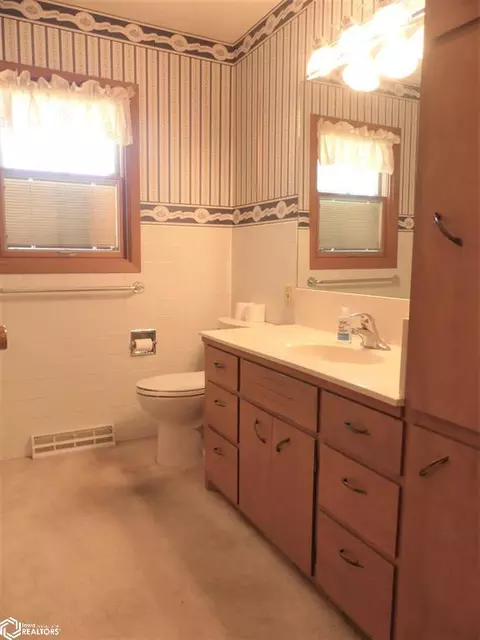 248 E 18th St, Carroll, IA 51401 photo 16