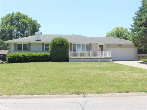 248 E 18th St, Carroll, IA 51401 photo 1