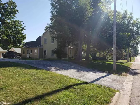 921 Main St, Carthage, IL 62321 photo 72