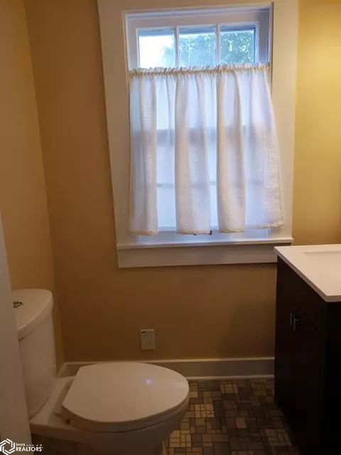 921 Main St, Carthage, IL 62321 photo 44