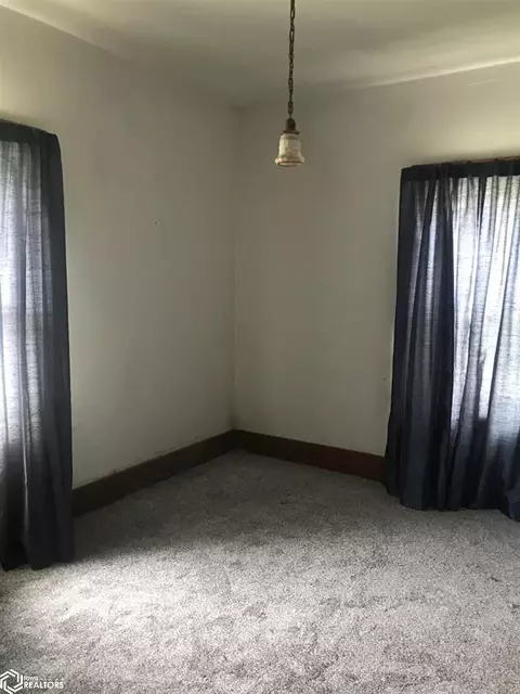 221 3rd Ave NW, Hampton, IA 50441 photo 11