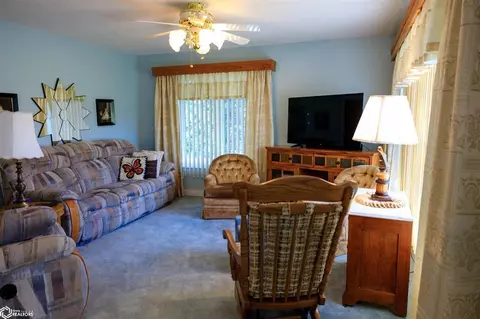 601 8th St, Malcom, IA 50157 photo 6