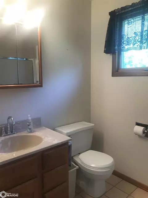 917 919 4th Ave NW, Hampton, IA 50441 photo 17