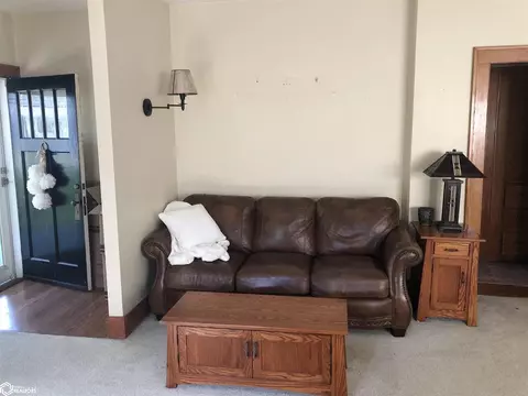 13 E 12, Atlantic, IA 50022 photo 4