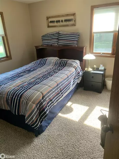 1021 E Call St, Algona, IA 50511 photo 3
