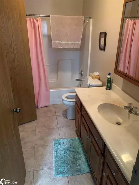1021 E Call St, Algona, IA 50511 photo 5